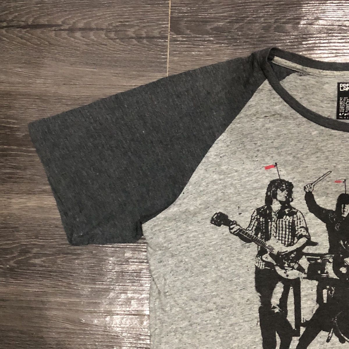 Band Tees PPFM s/s raglan rock band tee Size US L / EU 52-54 / 3 - 4 Thumbnail