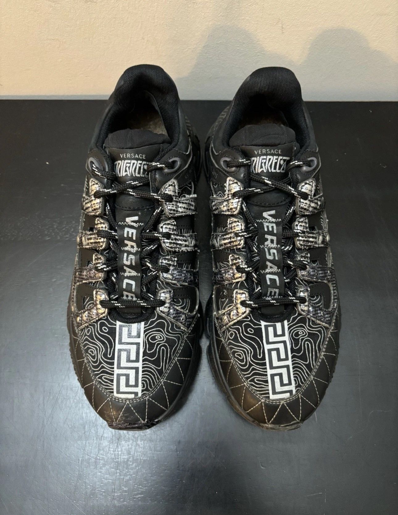 Versace Versace Trigreca Black Silver Size US 9 / EU 42 - 2 Thumbnail