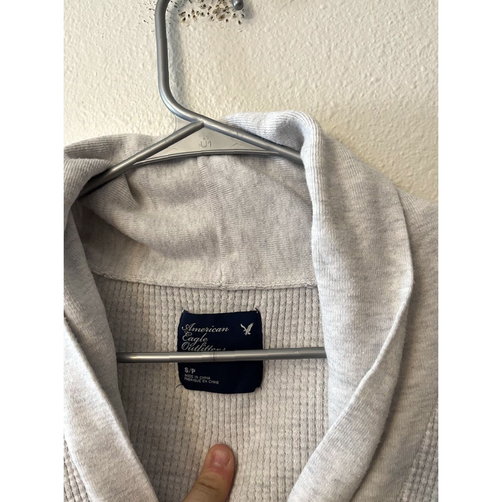 American Eagle Outfitters VINTAGE American Eagle Cardigan Sweater Knit Button Gray Small Women Adult S Cardigan Womens Size S / US 4 / IT 40 - 3 Thumbnail