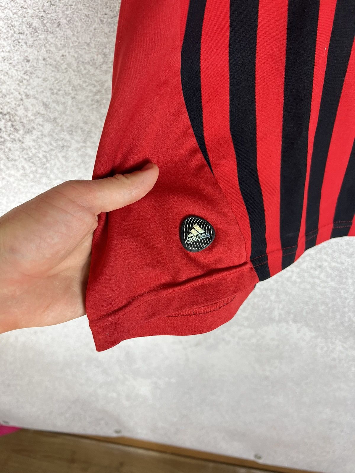Adidas Vintage AC Milan Adidas Distressed Soccer Jersey Shirt Size US L / EU 52-54 / 3 - 6 Thumbnail