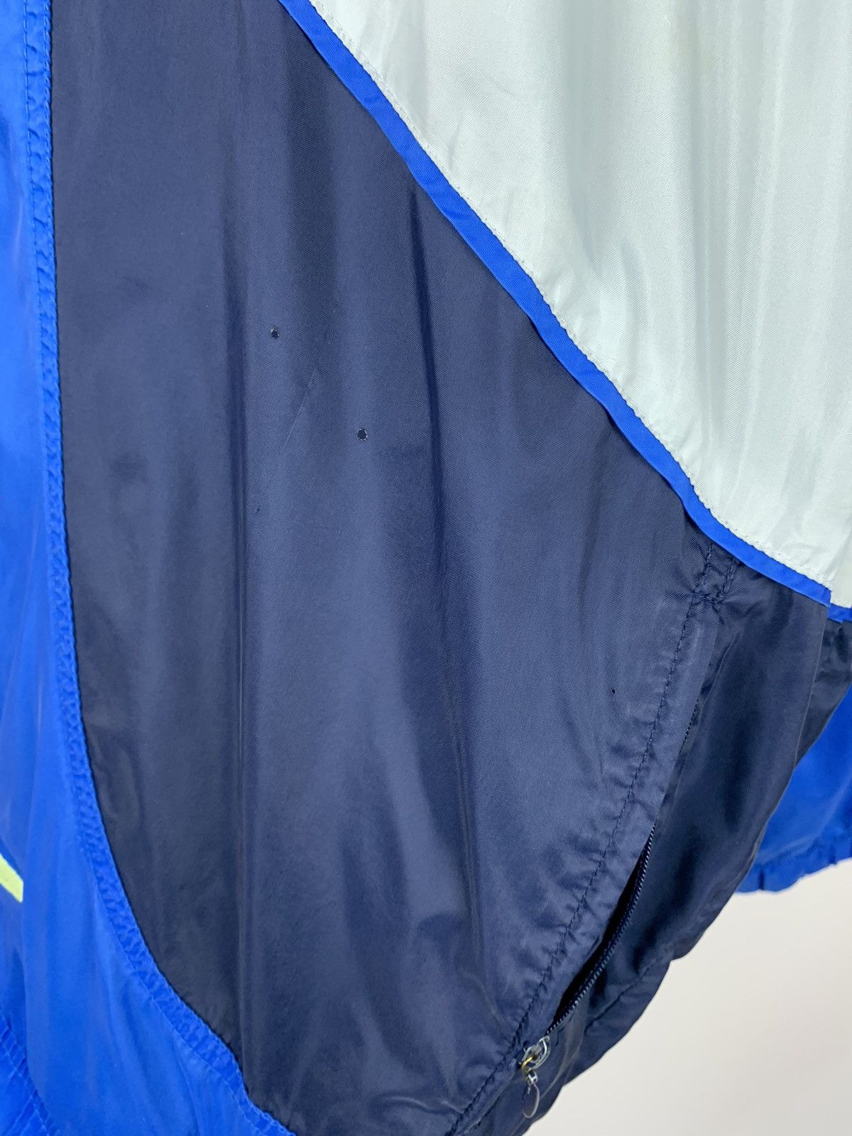 Vintage Nike Vintage Retro Nylon Jacket Big Logo Swoosh Zip 90’s Size US XL / EU 56 / 4 - 21 Thumbnail