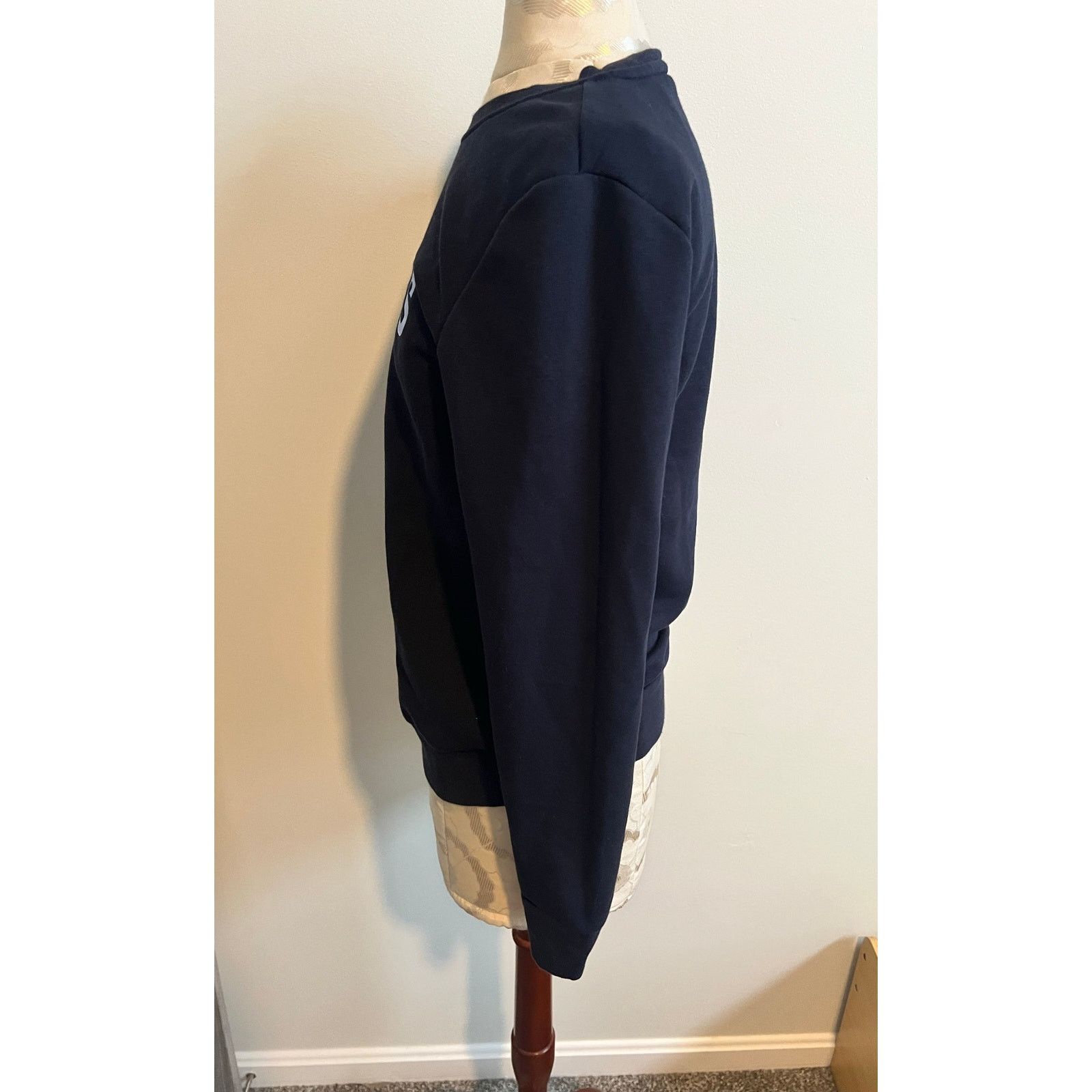 Adidas Adidas Navy Crewneck Sweatshirt Small Size S / US 4 / IT 40 - 3 Thumbnail