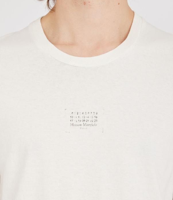 Maison Margiela o1bcso1str0526 Stamped Logo T-Shirt in Off White Size US M / EU 48-50 / 2 - 6 Thumbnail