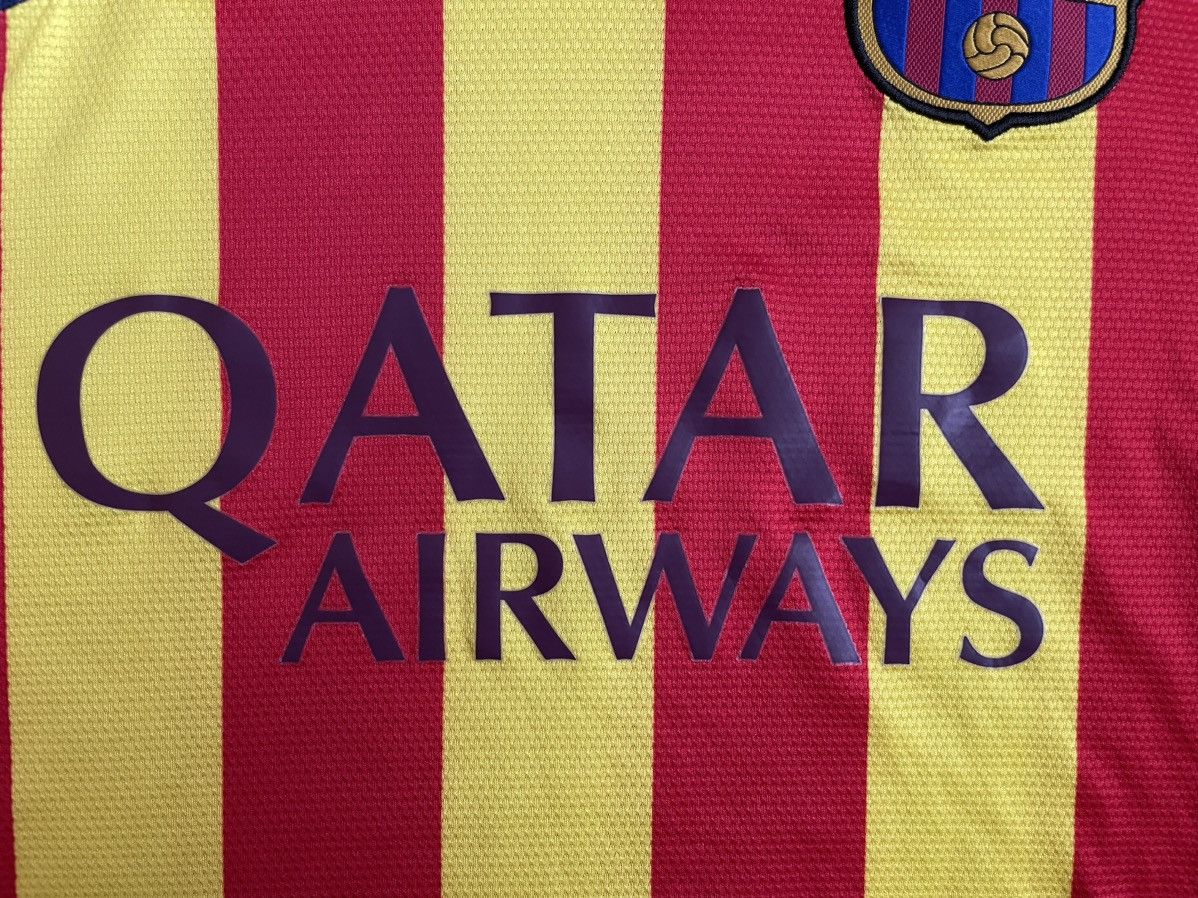 Nike FC Barcelona 2013-2014 Away Football Soccer Shirt Jersey Size US M / EU 48-50 / 2 - 6 Thumbnail