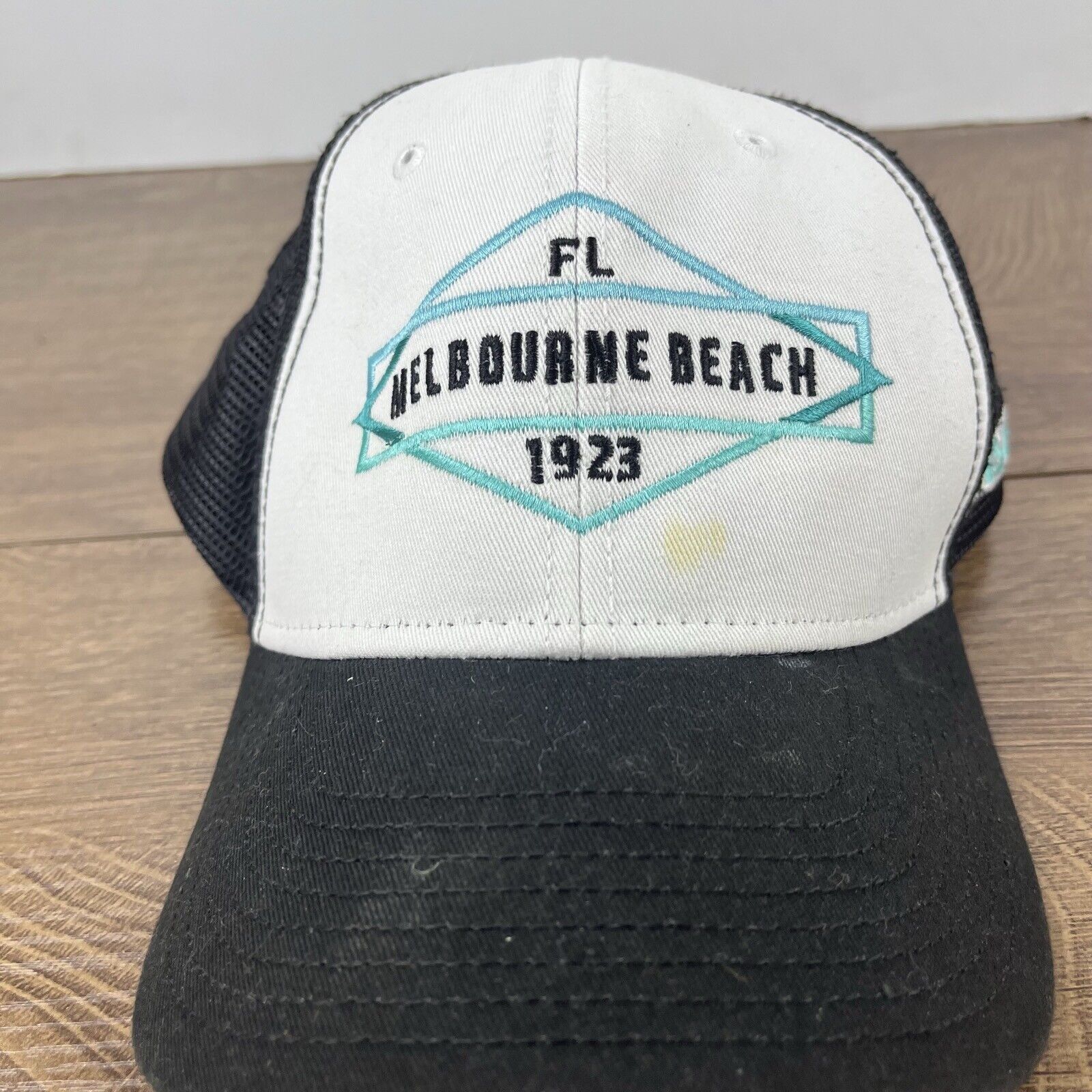 Other Melbourne Beach Florida Hat 1923 White Snapback Adjustable W Size ONE SIZE - 6 Thumbnail