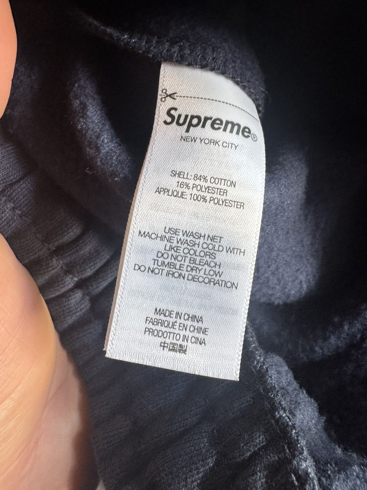 Supreme Supreme Satin Appliqué Sweatpants Navy Size US 38 / EU 54 - 3 Thumbnail