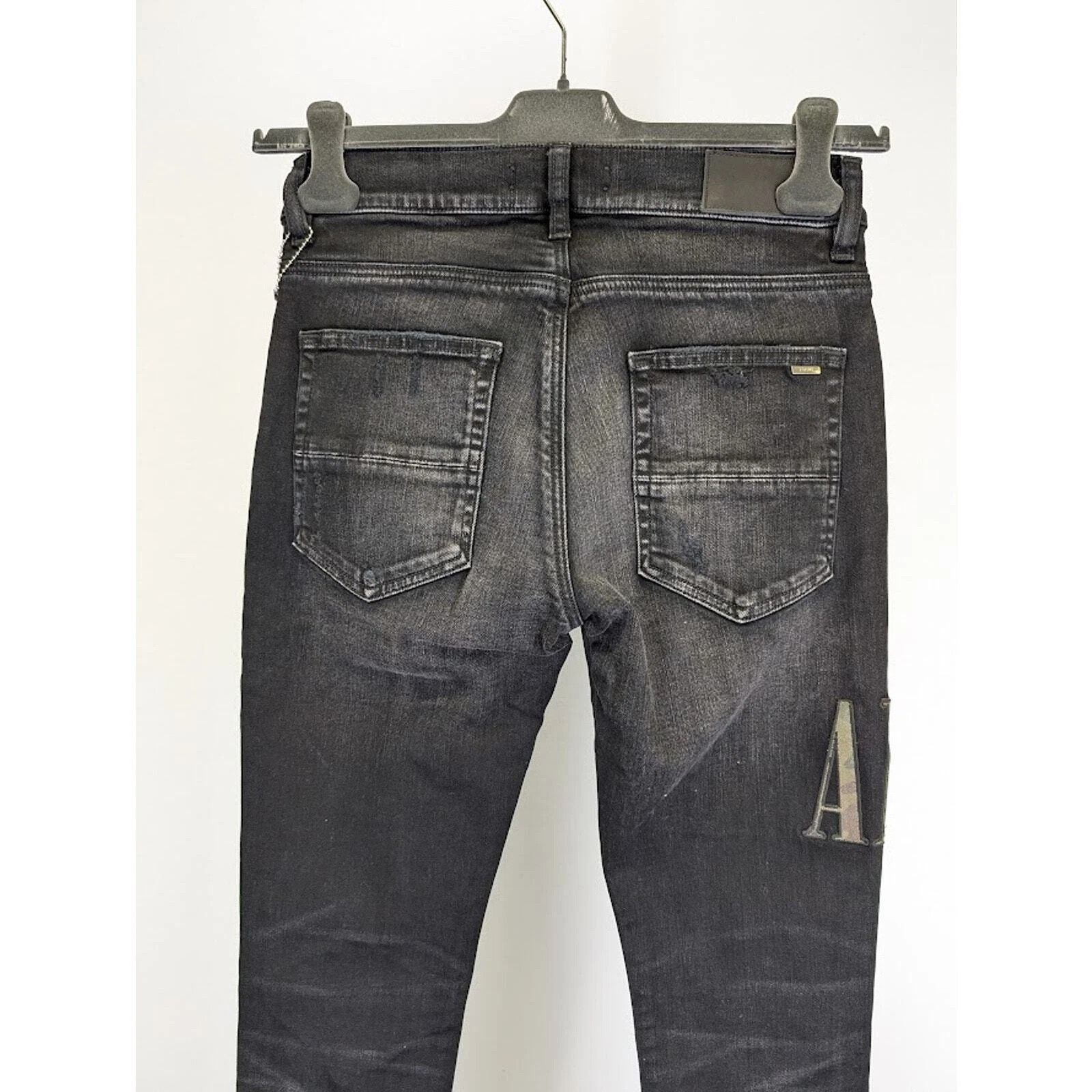 Amiri o1rshd1 Q:2 / Core Applique Jean in Aged Black Size US 33 - 14 Thumbnail