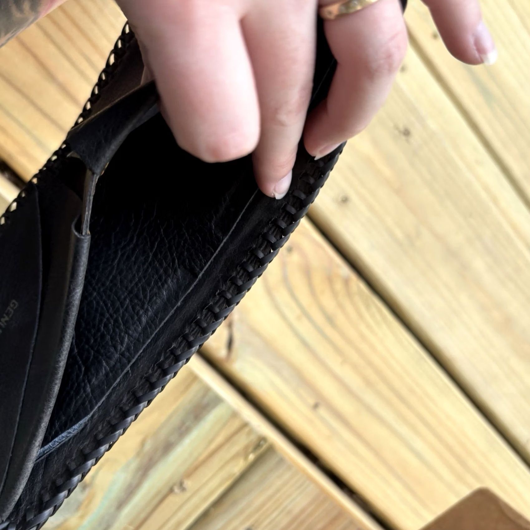 Vintage VINTAGE Leather Wallet Hand Tooled Bifold Motorcycle Scene Biker Whipstitch Brown Wallet Men Bi-fold Leather Size ONE SIZE - 4 Thumbnail