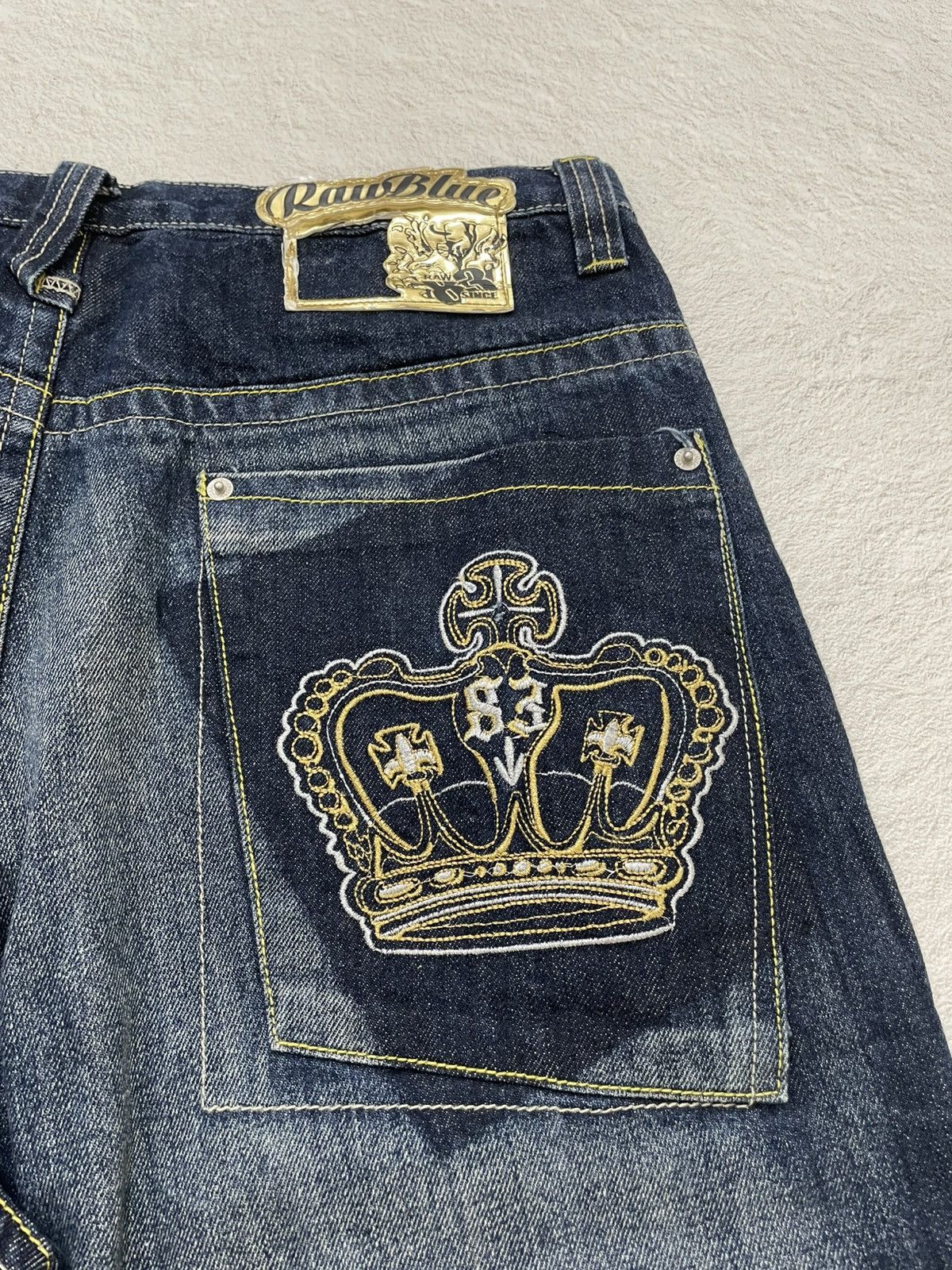Japanese Brand 2000s Rawblue Crown Graphic Denim Shorts Y2K Streetwear Size US 33 - 7 Thumbnail