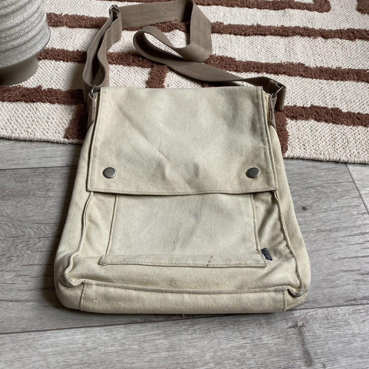 Japanese Brand VINTAGE JAPANESE STYLE 90s MILITARY SANDY CROSSBODY BAG Size ONE SIZE - 3 Thumbnail