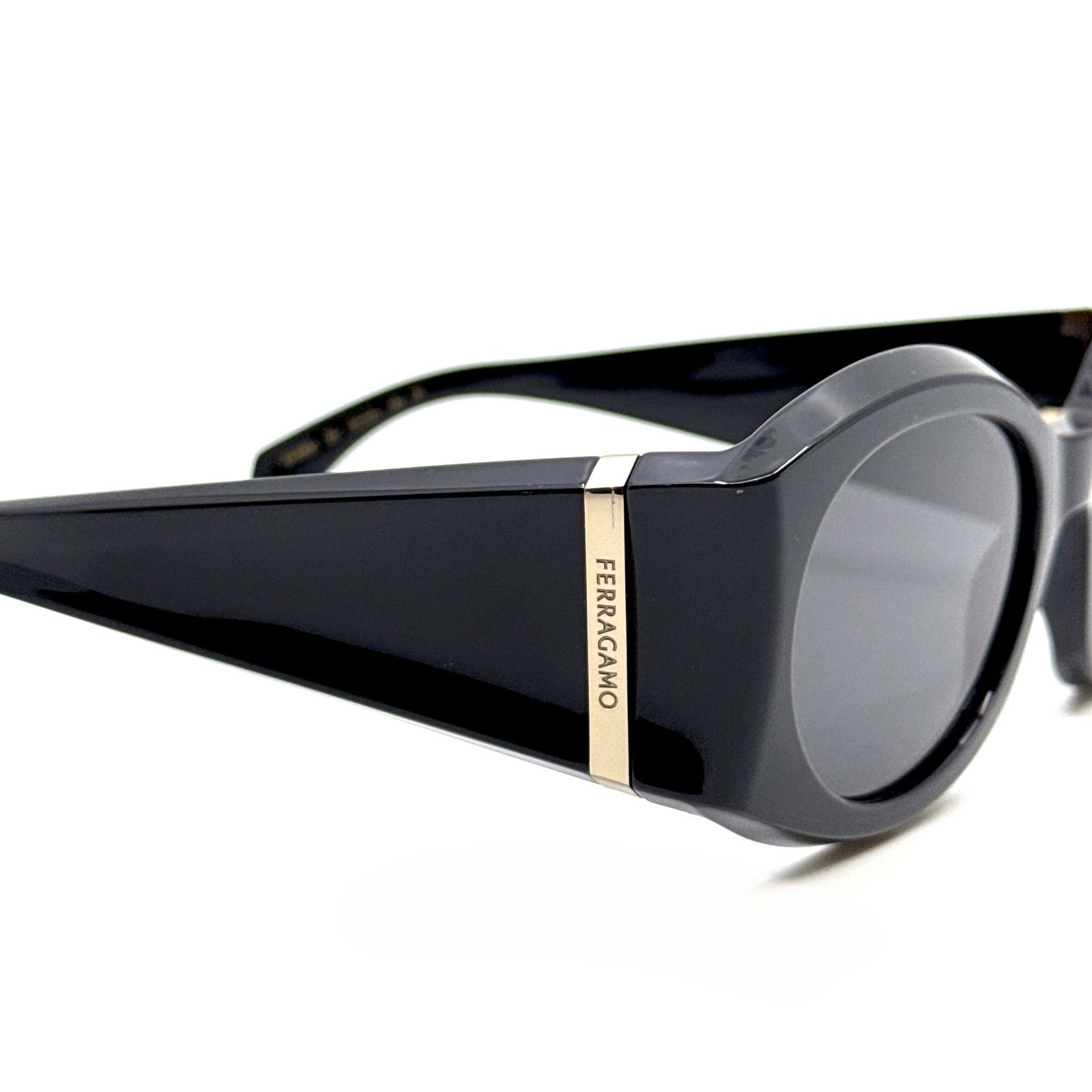 Salvatore Ferragamo New, SALVATORE FERRAGAMO Sunglasses SF2008S 001 Authentic Size ONE SIZE - 6 Thumbnail