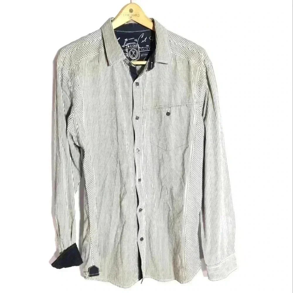 Marc Ecko Marc Ecko Cut and Sew Men's dress shirt sz XL Size US XL / EU 56 / 4 - 1 Thumbnail