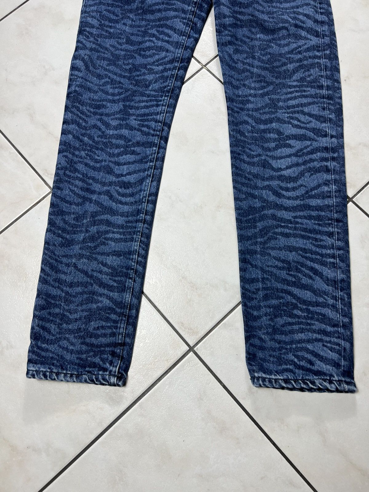 Kenzo Kenzo x H&M tiger animal full print jeans pants patterned Size US 29 - 5 Thumbnail