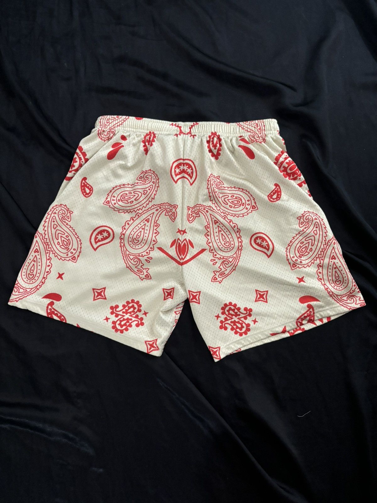 Japanese Brand Fifty2hundred Paisley Cream Shorts M Size US 32 / EU 48 - 4 Thumbnail