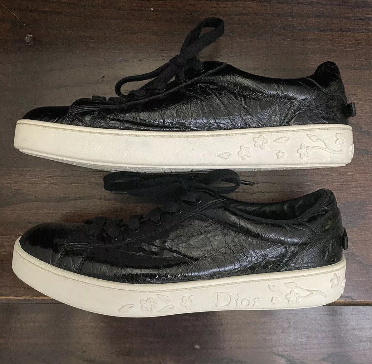Dior Crinkled Patent Leather Move Low Top Sneakers Size 38.5 Size US 8.5 / IT 38.5 - 1 Thumbnail