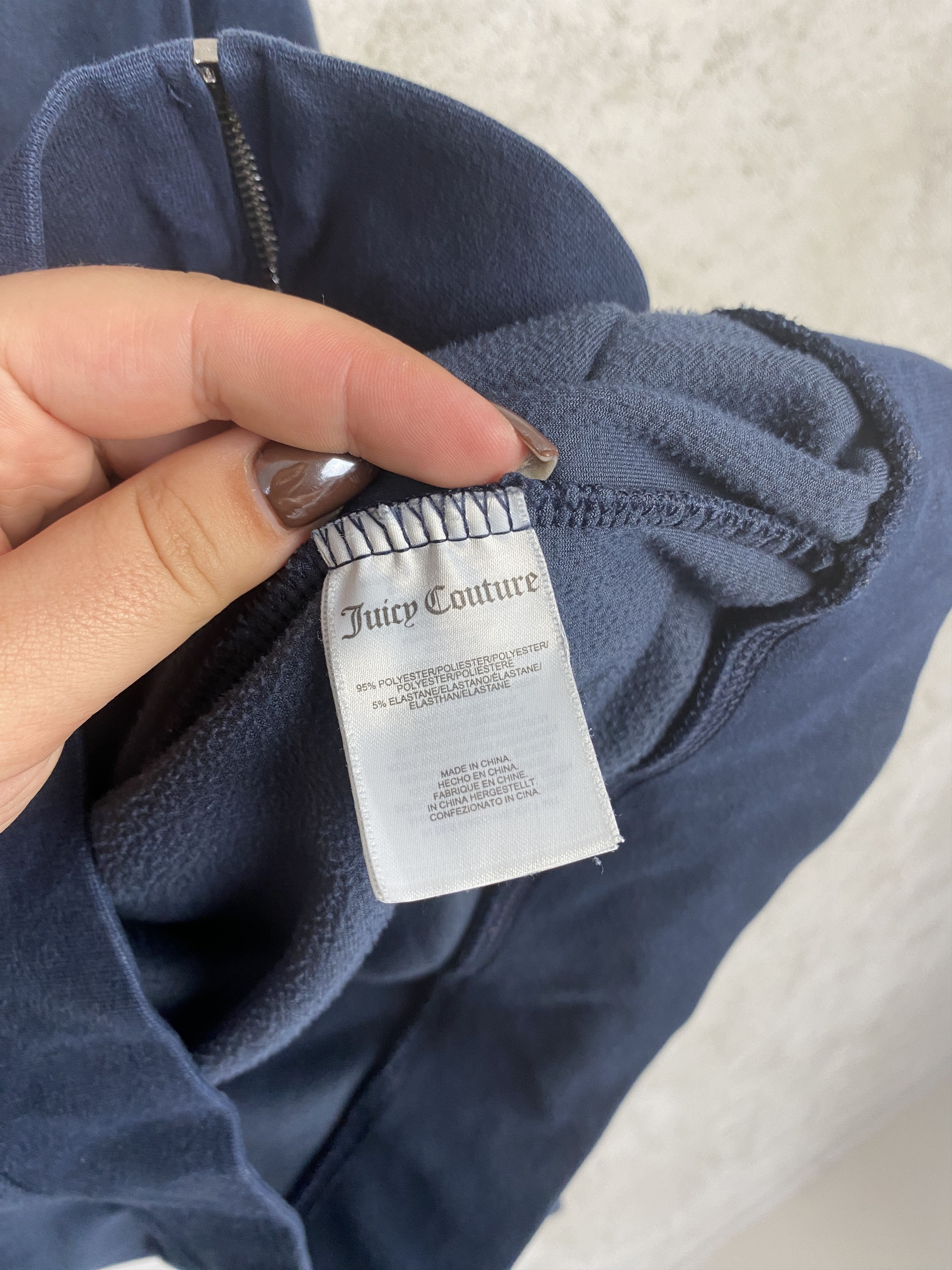 Juicy Couture Juicy Couture velvet velour zip-up hoodie y2k 00s Size L / US 10 / IT 46 - 4 Thumbnail