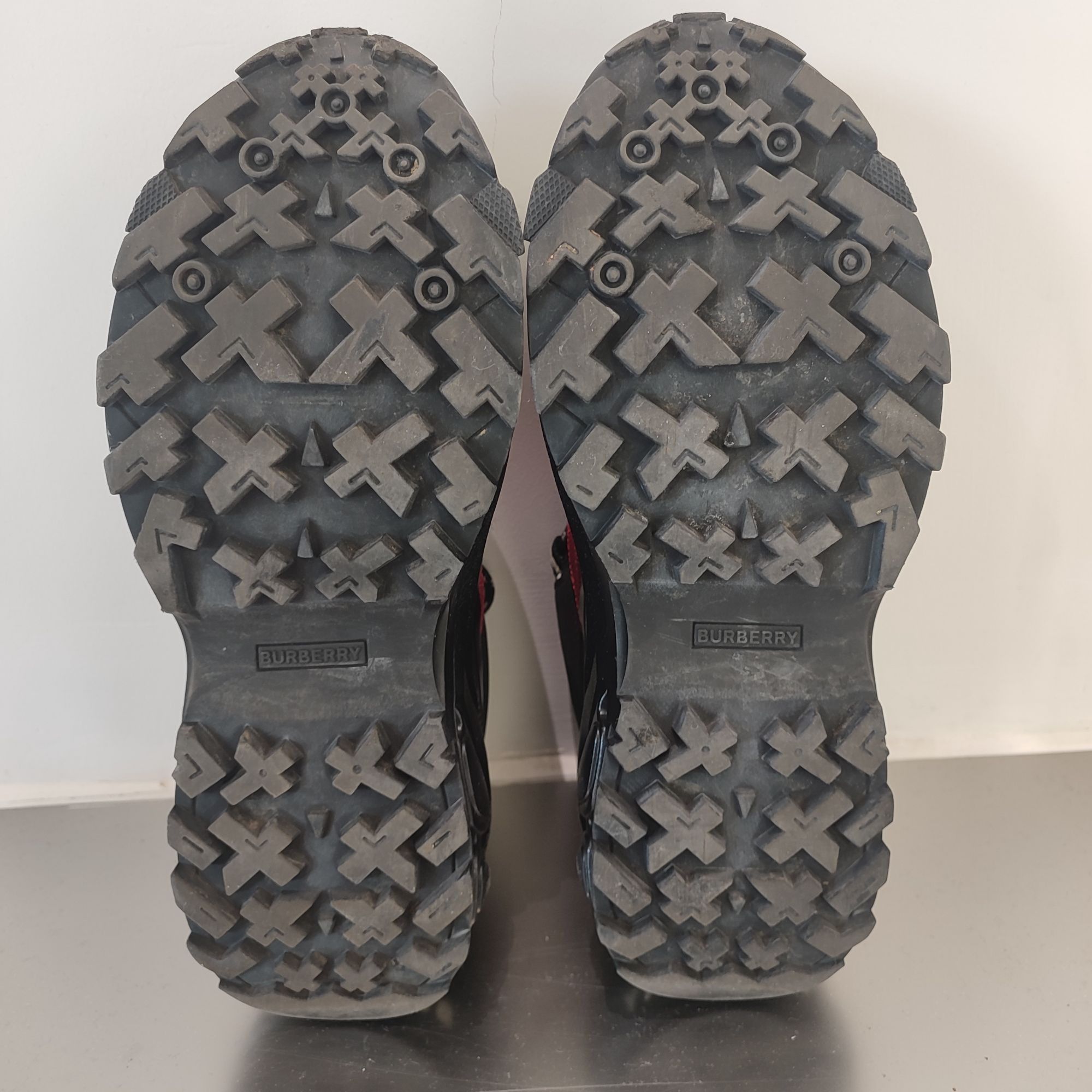 Burberry Burberry Size 40 Checkered Lace-Up Thick-Soled Casual Sneake Size US 7 / EU 40 - 4 Thumbnail
