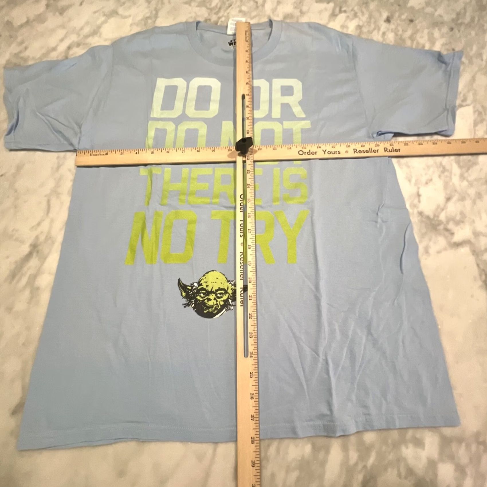 Star Wars Star Wars T Shirt Men’s Large Do Or Do Not There Is No Try Gray Cotton Crew Neck Short Sleeve Graphic Print Vintage No Size US L / EU 52-54 / 3 - 5 Thumbnail
