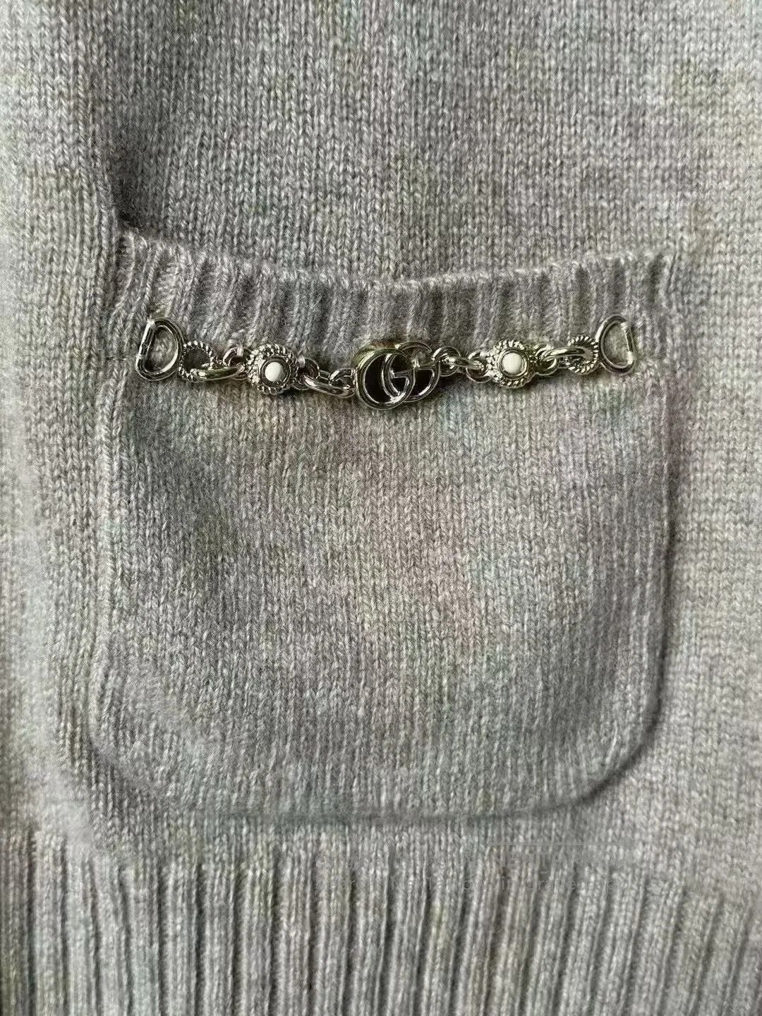 Gucci Guicci Buckle Cashmere High-Neck Sweater| Size US XS / EU 42 / 0 - 4 Thumbnail