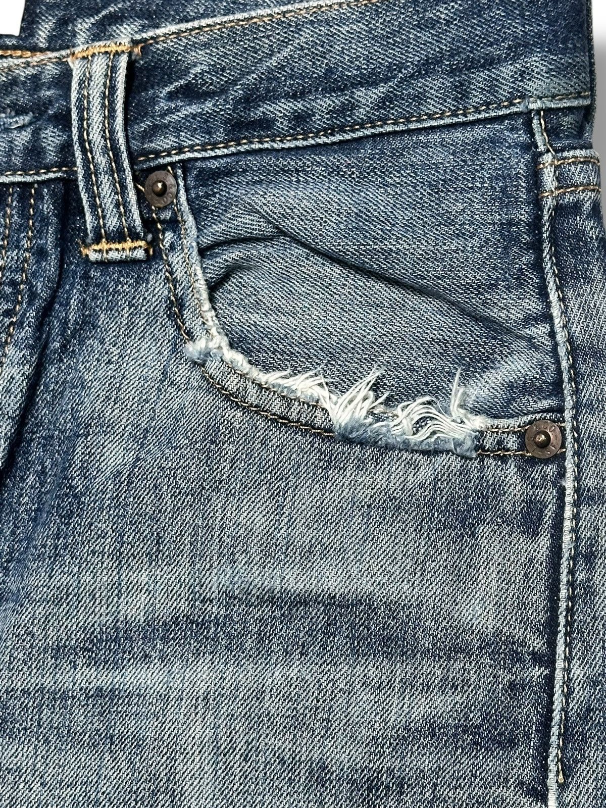 Levi's Levis 501 Vintage Y2K With Distressed Straight Leg Butterfly Size US 30 / EU 46 - 6 Thumbnail