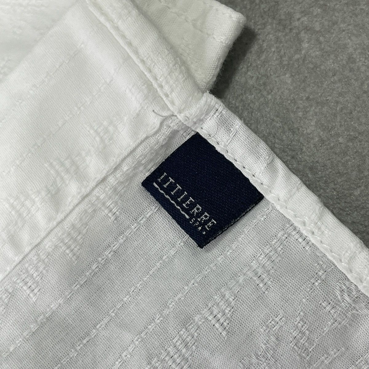 Versace × Vintage Vintage Gianni Versace Versus Button Shirt Size 38/52 Size US L / EU 52-54 / 3 - 15 Thumbnail