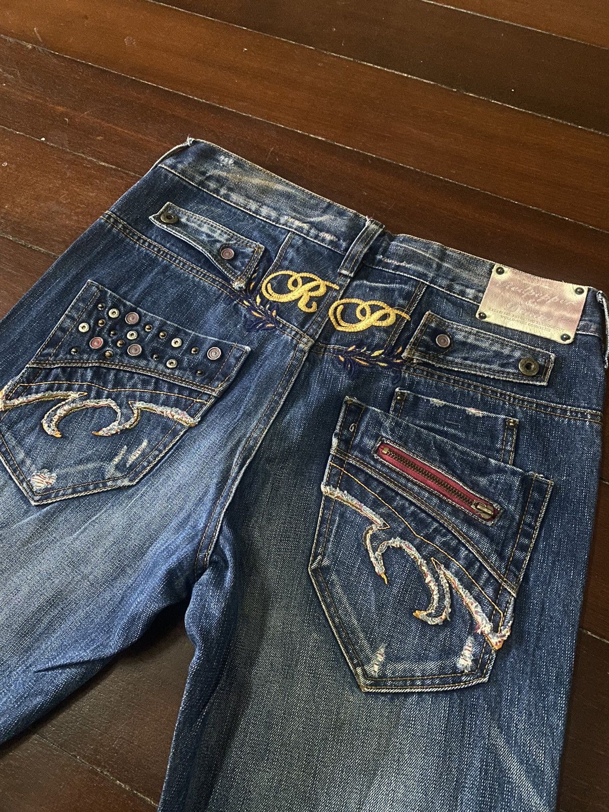 Hysteric Glamour RED PEPER EMBROIDERY SPEEL OUT LOGO STUDDE BUTTON ZIPPER Size US 37 - 18 Thumbnail