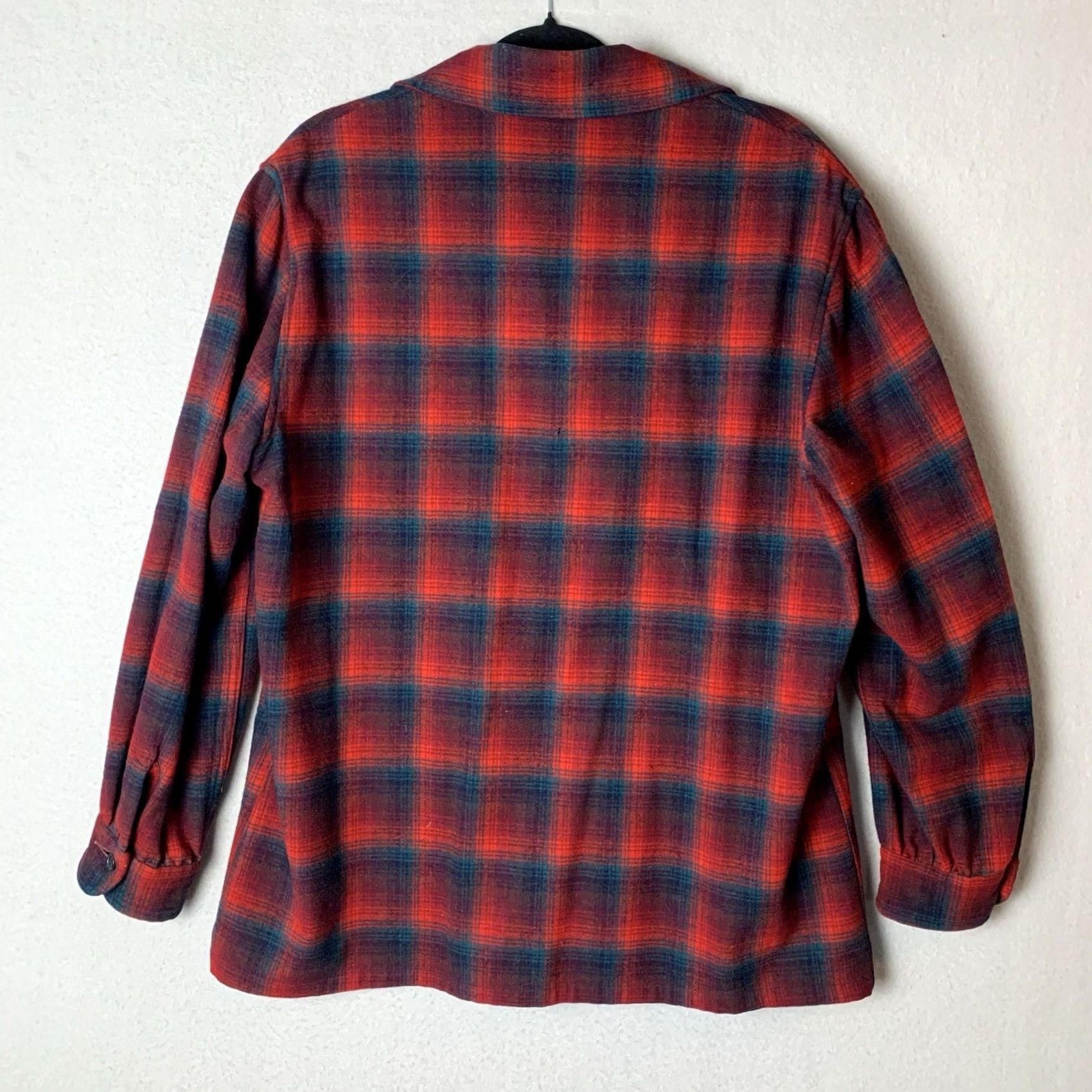 Pendleton VINTAGE Pendleton Blazer Women L Red Tartan Plaid Wool USA Button Long Sleeve Pocketed 3 Front Pockets Readable Size L / US 10 / IT 46 - 2 Thumbnail