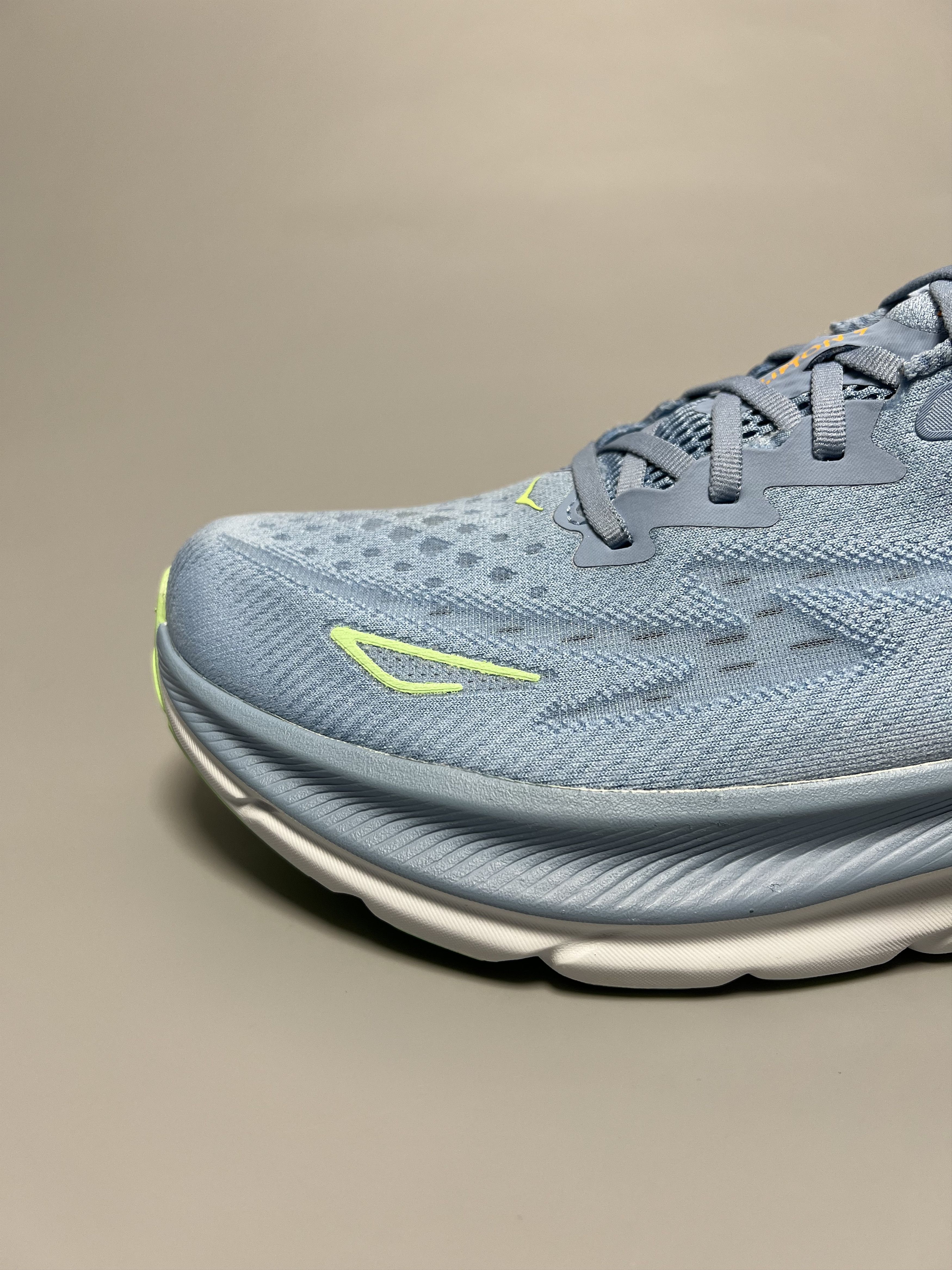 Hoka 11.5EE Hoka One One Clifton 9 Wide Running Shoes 1132210-DLL Size US 11.5 / EU 44-45 - 8 Thumbnail