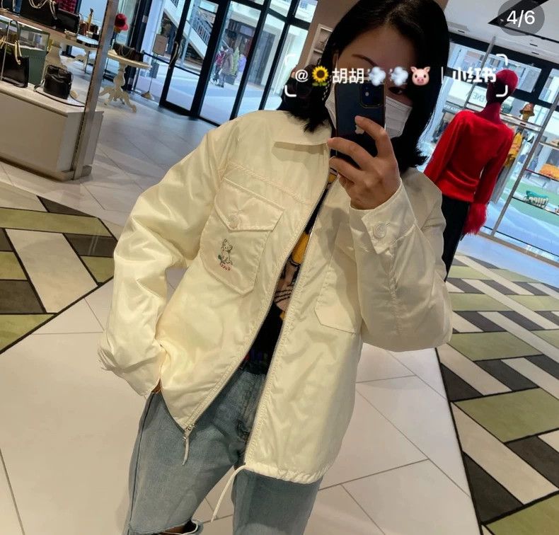 Gucci Gucci Size 38 Light yellow cat coat size 38 2502-Nextarrow Size US XXS / EU 40 - 6 Thumbnail