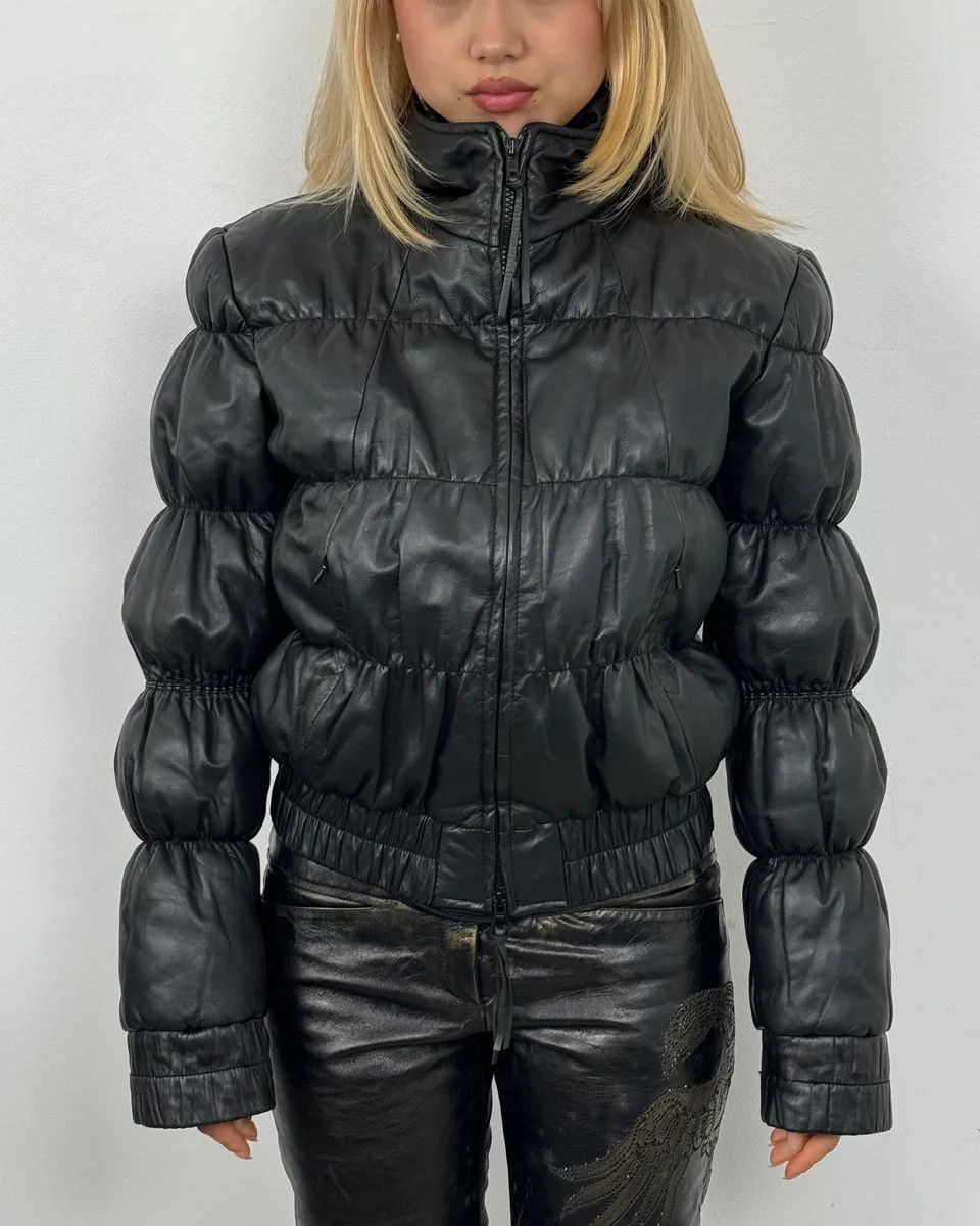 Armani 2000s Armani Black Puffer Leather Jacket Size XS / US 0-2 / IT 36-38 - 2 Thumbnail