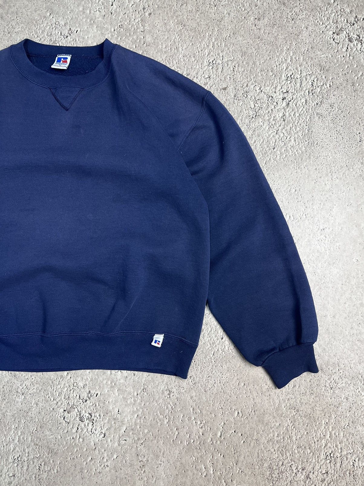 Russell Athletic × Vintage 90s vintage blue Russell Athletic Blank Sweatshirt L AE82 Size US XL / EU 56 / 4 - 2 Thumbnail