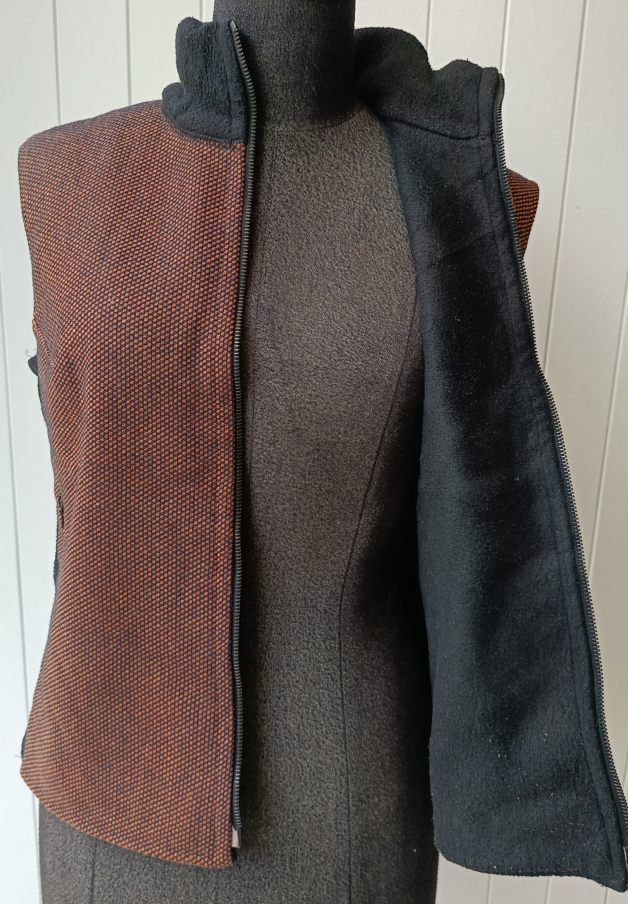 A.P.C. A.P.C. France brown snake fleece vest small unisex Size M / US 6-8 / IT 42-44 - 10 Thumbnail