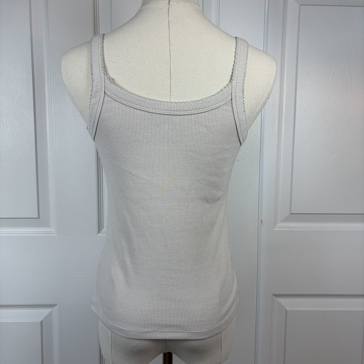 Old Navy Old navy beige ribbed tank top Size S / US 4 / IT 40 - 3 Thumbnail