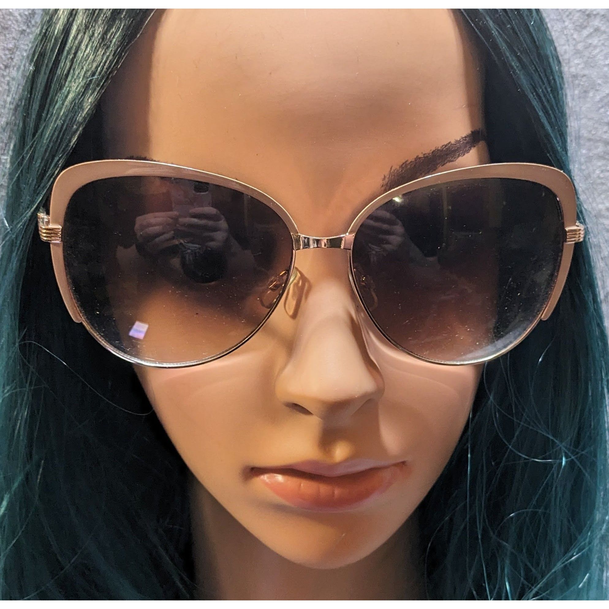 Rocawear Rocawear Pinkish Biege Oversized Sunglasses Size ONE SIZE - 5 Thumbnail