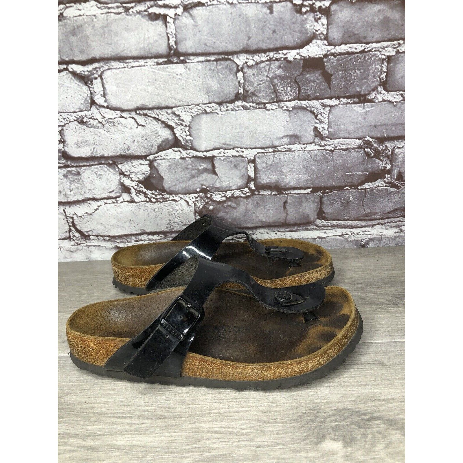 Birkenstock Birkenstock Gizeh Black Patent Leather Cork Strap Sandals Wo Size US 6.5 / IT 36.5 - 18 Thumbnail