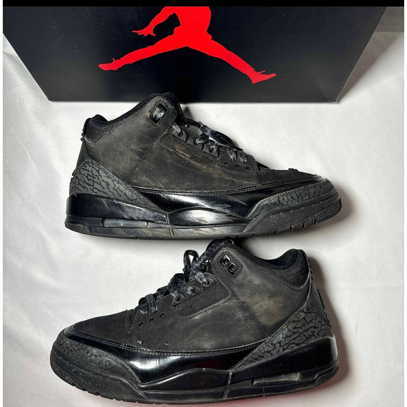 Jordan Brand × Nike Size 9 - Nike Air Jordan 3 Retro Black Cat 2025 Men's Shoes Size US 9 / EU 42 - 2 Thumbnail