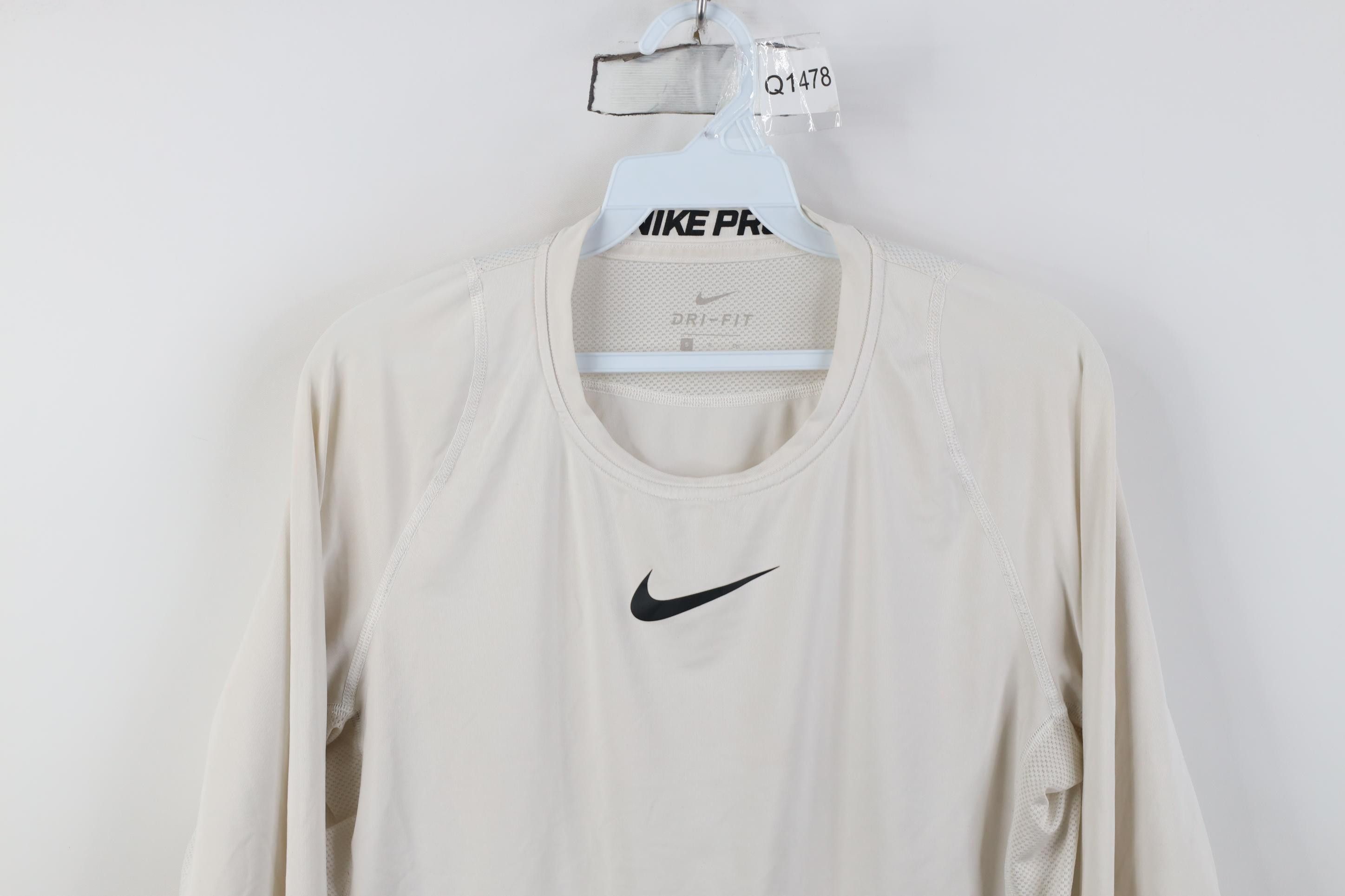 Nike Nike Pro Combat Compression Training Long Sleeve T-Shirt Size US S / EU 44-46 / 1 - 2 Thumbnail