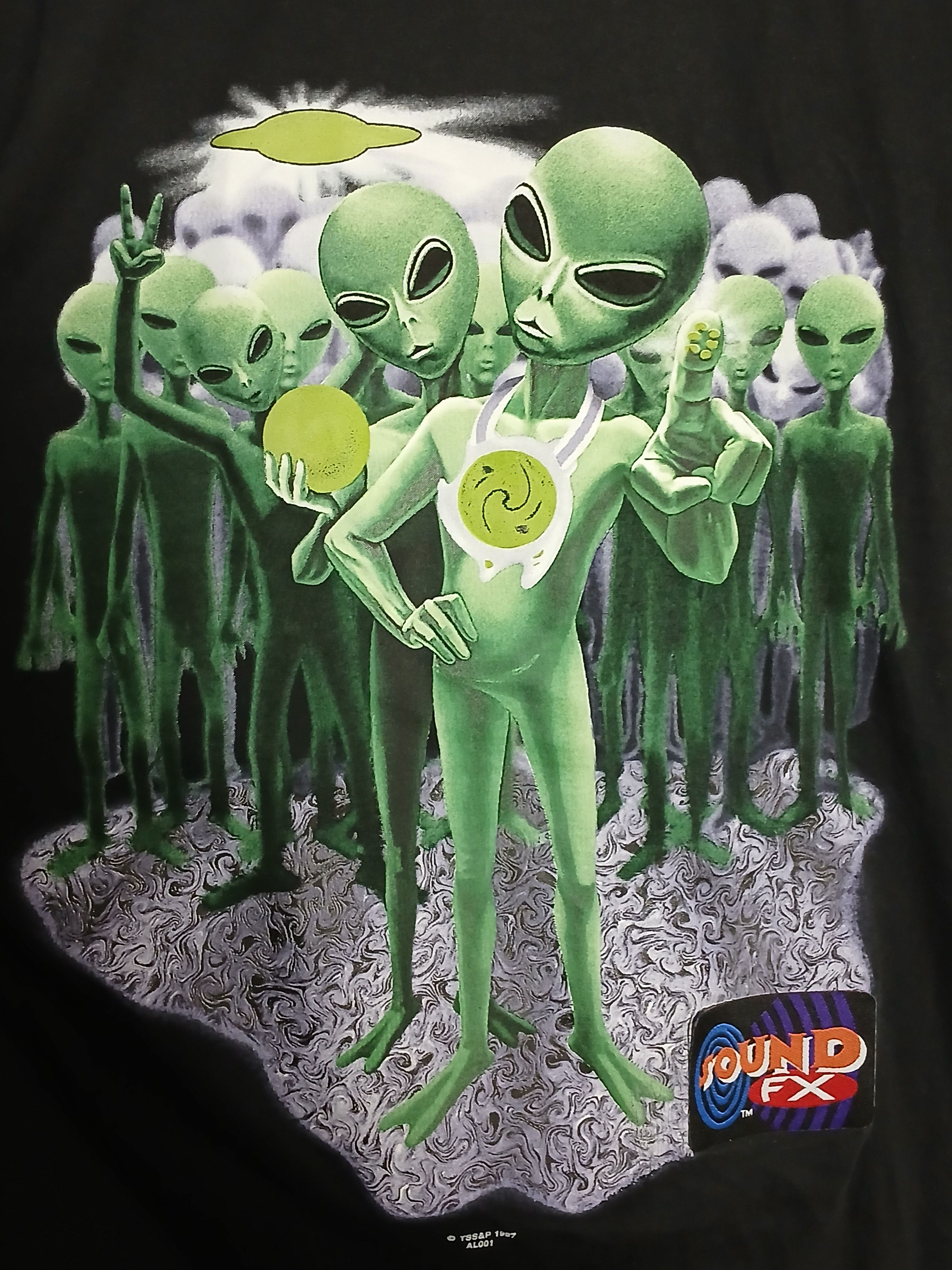 Alien Workshop × Vintage Vintage Alien Workshop Skategang T-Shirt Size US L / EU 52-54 / 3 - 3 Thumbnail