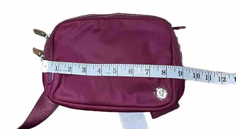 Lululemon Lululemon Everywhere Belt Bag Dark Maroon Red LU9B11S Size ONE SIZE - 11 Thumbnail
