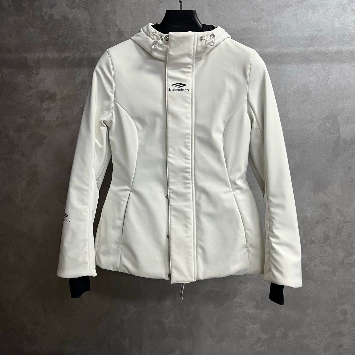 Balenciaga Balenciaga Printed White Hoodie 34 Men Size US XS / EU 42 / 0 - 1 Thumbnail