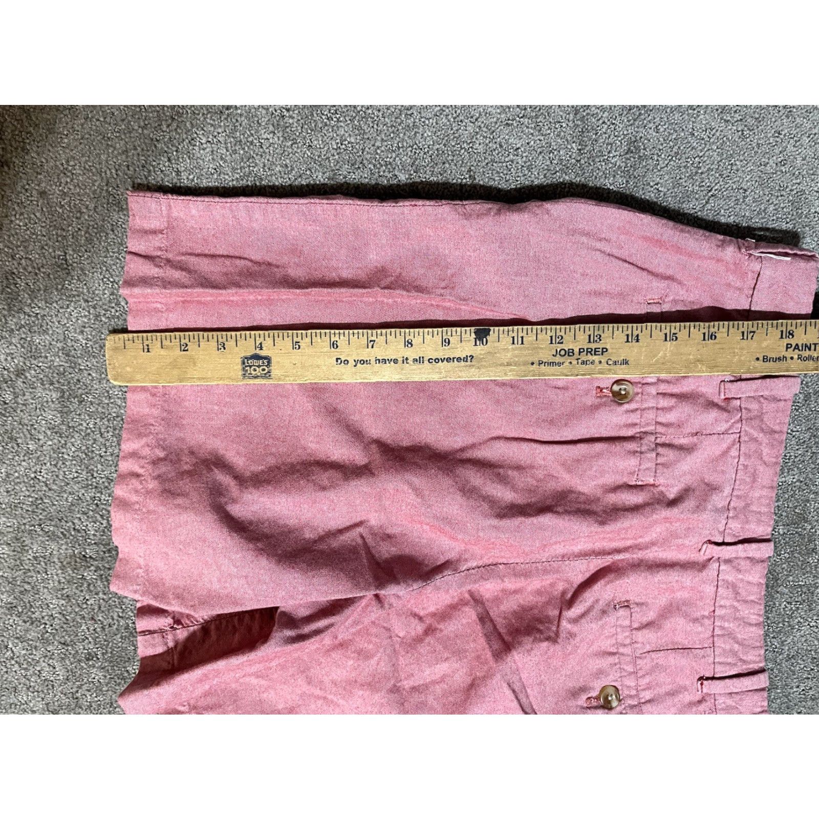 Izod VINTAGE IZOD Chinos Shorts Men 34 Red/Pink Chambray 9" Inseam Golf Lightweight Logo Classic Style - Men Size US 34 / EU 50 - 4 Thumbnail