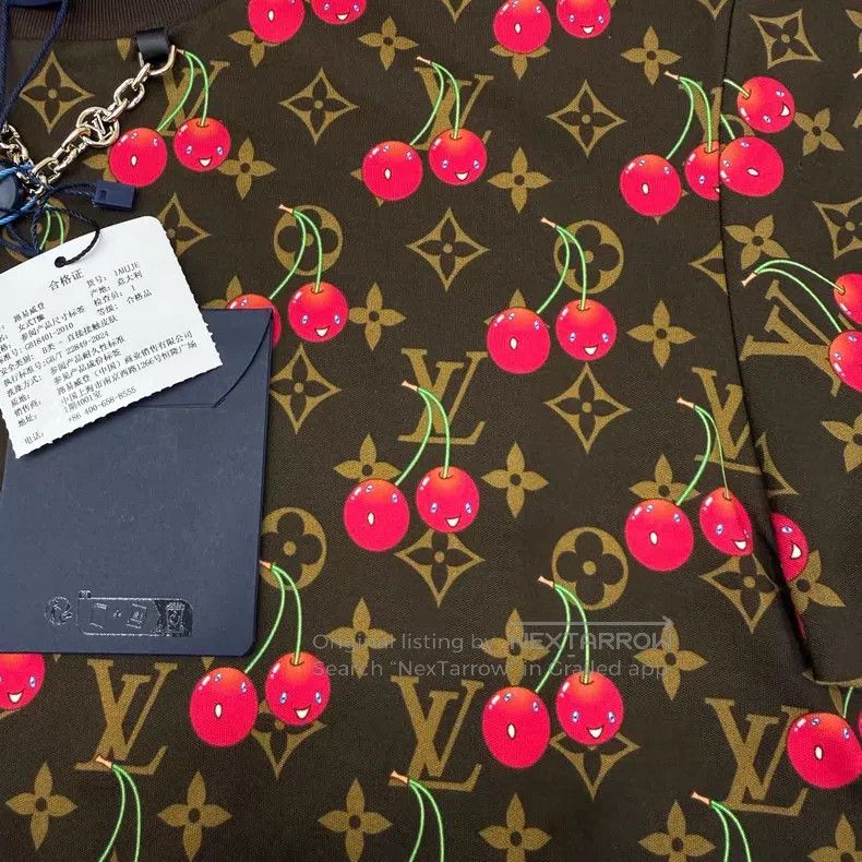 Louis Vuitton Louis Vuitton 25 Brown Cherry Full Print Short Sleeve Size US XS / EU 42 / 0 - 3 Thumbnail