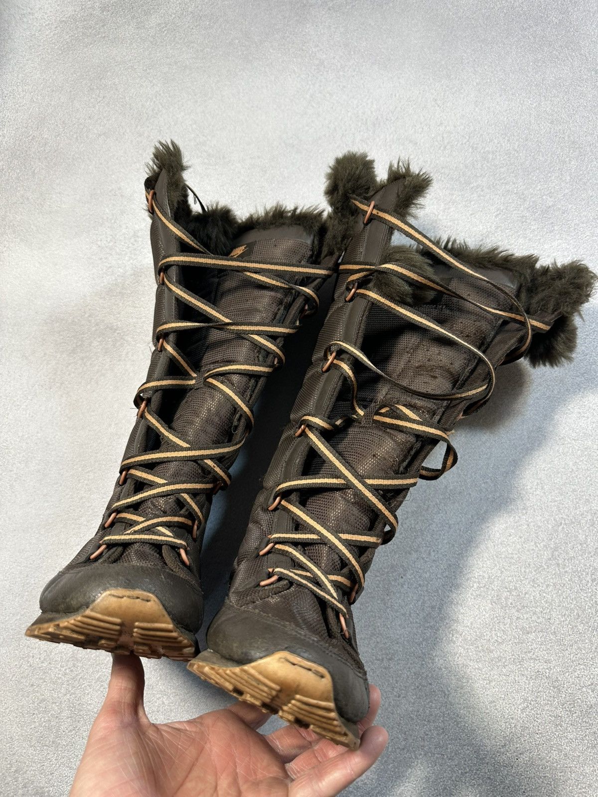 Nike Vintage Nike High Fur Woman Snow Boots US 7.5 Size US 7.5 / IT 37.5 - 11 Thumbnail