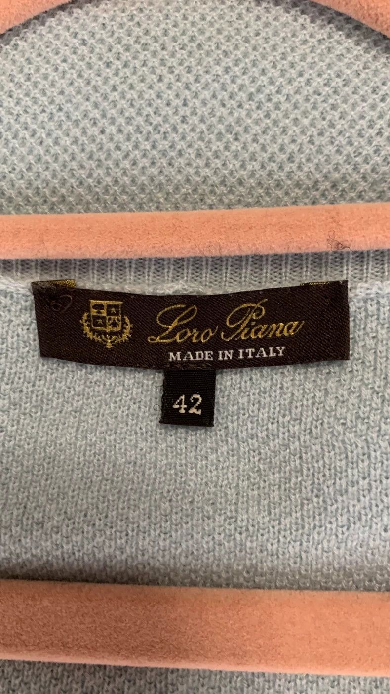 Loro Piana Loro Piana V-neck cashmere sweater 2504-Nextarrow Size M / US 6-8 / IT 42-44 - 4 Thumbnail