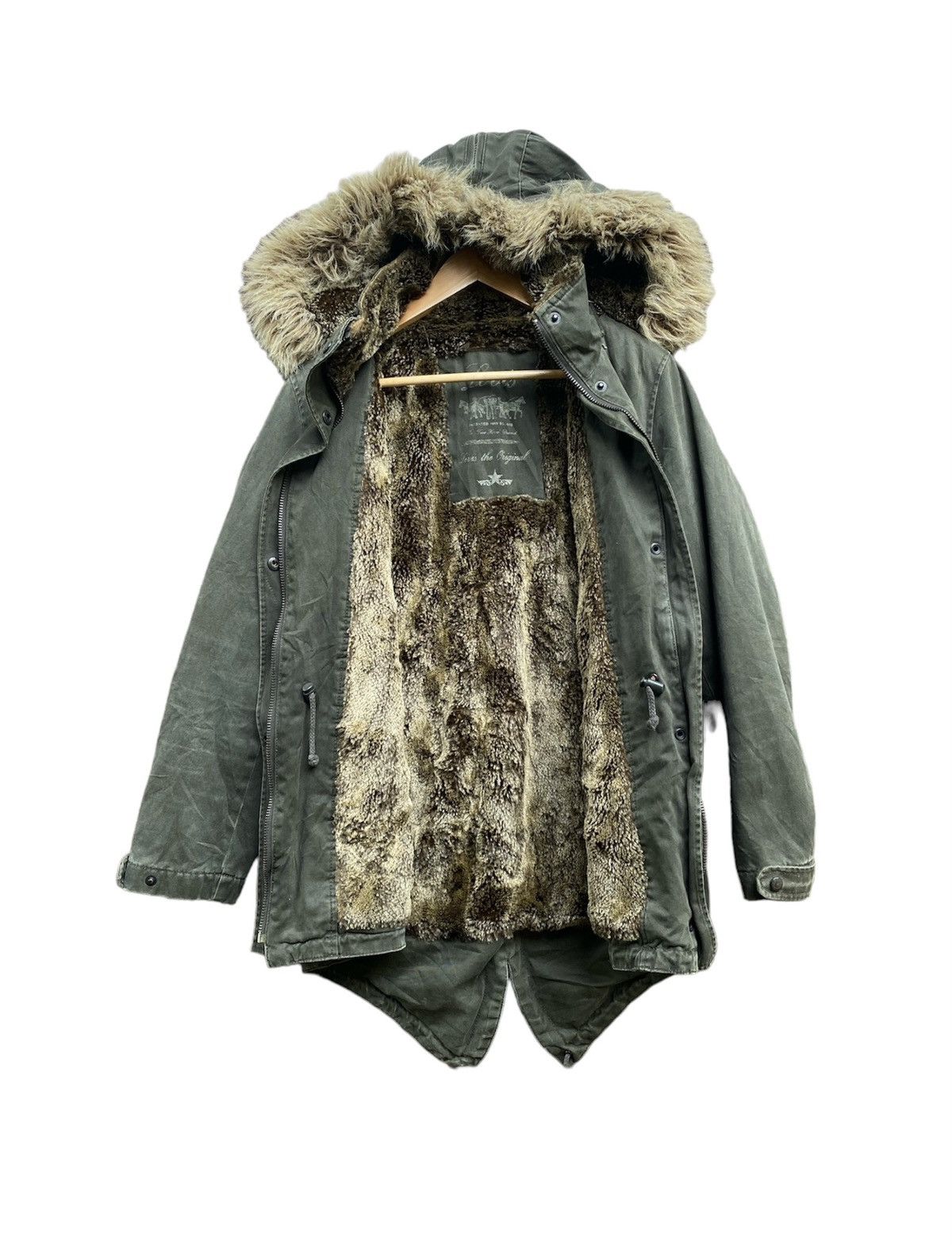 Levi's Vintage Clothing Vintage Levis Mink Fur Hooded Jacket Size US L / EU 52-54 / 3 - 1 Thumbnail