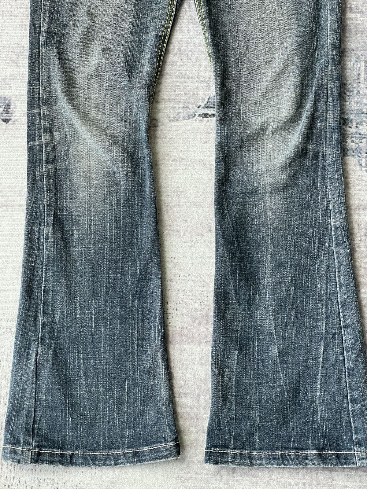 Japanese Brand Vintage BCBG Super Flared Buckle Denim / GOA Style Size US 29 - 4 Thumbnail