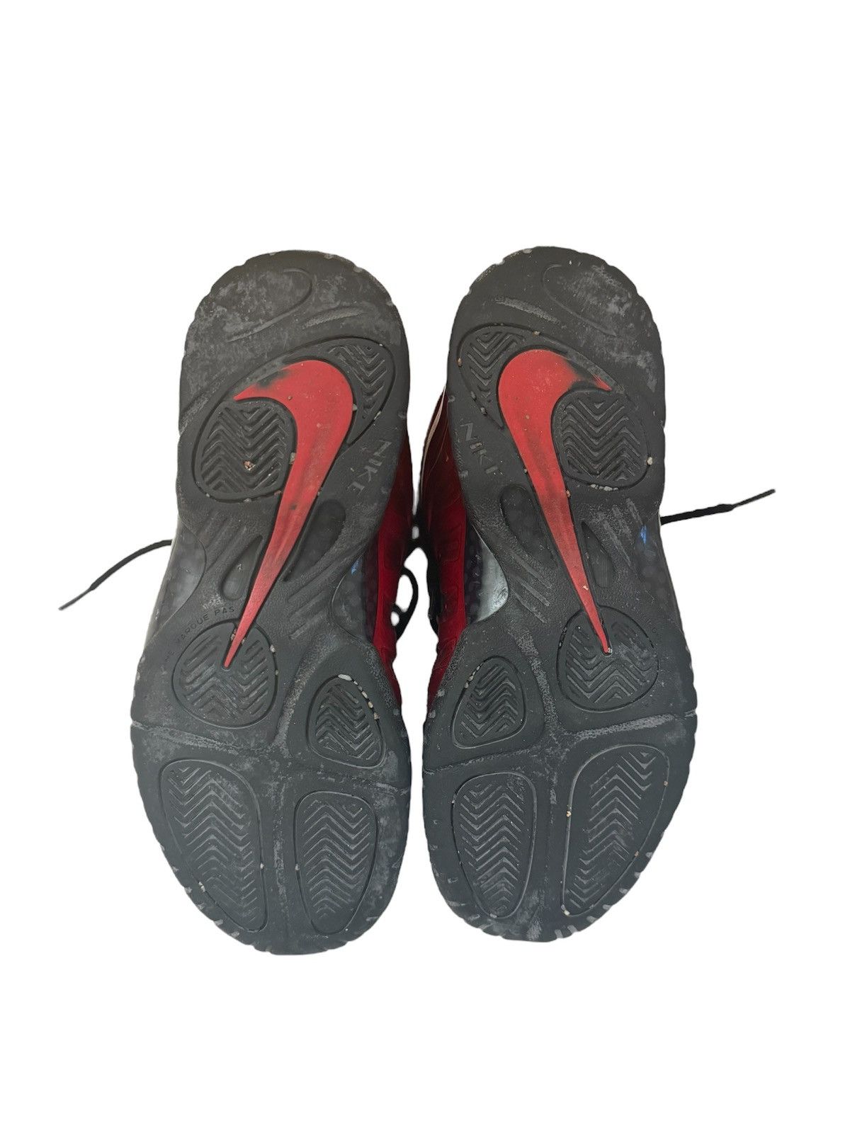 Nike × Vintage Nike Foamposite University Red Size US 7 / EU 40 - 6 Thumbnail