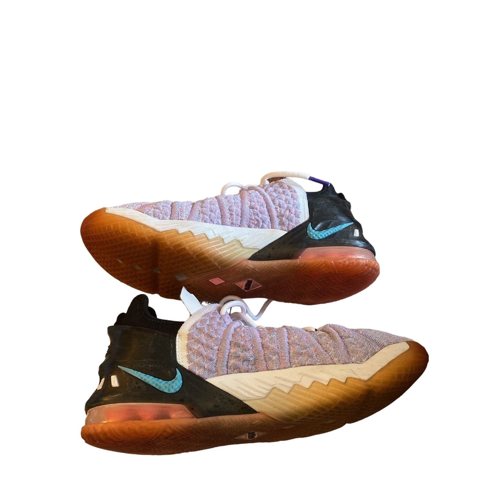 Nike LeBron 18 GS Graffiti Size 6 Size US 6 / EU 39 - 4 Thumbnail