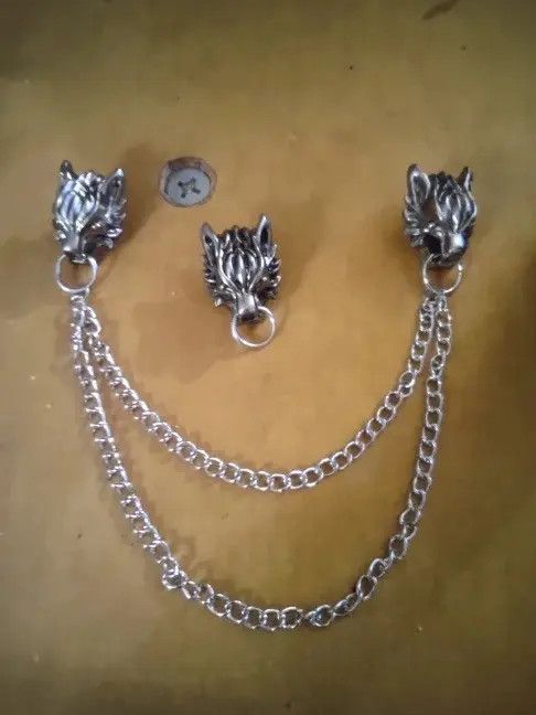 Japanese Brand Kitamura x Eri Wolf Collar Tassel Chain Lapel Pin Brooch Size ONE SIZE - 5 Thumbnail