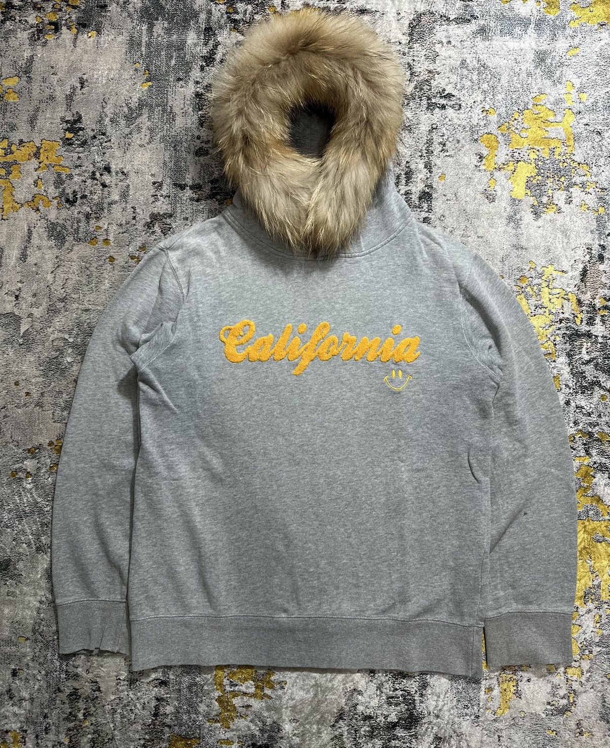 Hysteric Glamour IF SIX WAS NINE LGB STYLE SMILEY FACE FUR HOODIE Size US L / EU 52-54 / 3 - 1 Thumbnail